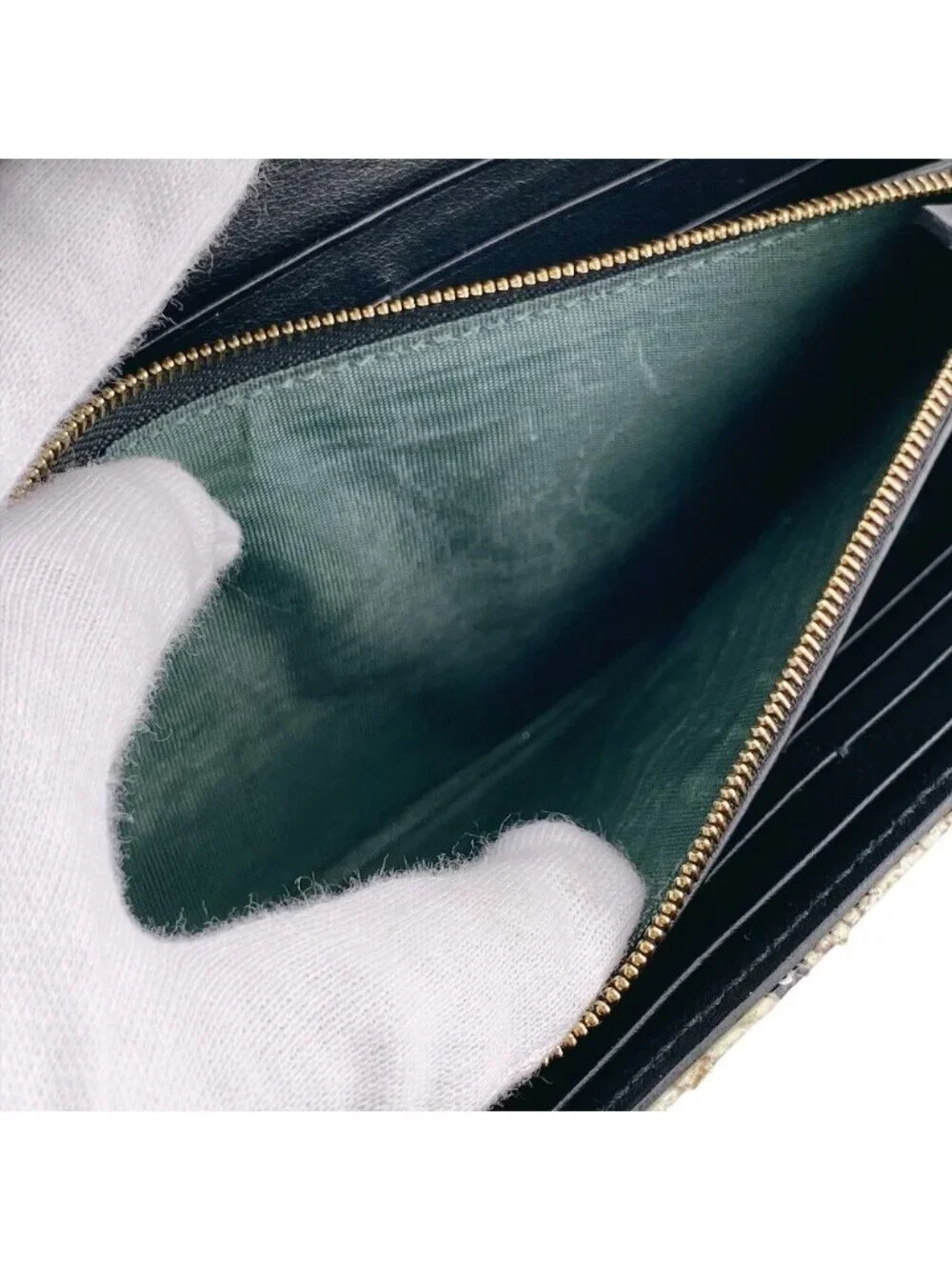 Gucci Exotic Flap GG Marmont Wallet